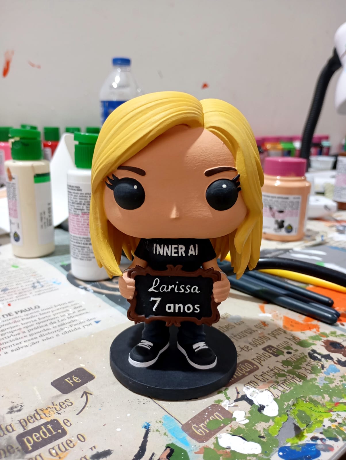 Personagem estilo Funko Pop para cliente Anna.