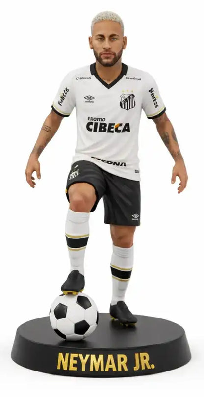Estatueta 3D personalizada de jogador de futebol com uniforme branco e preto e bola